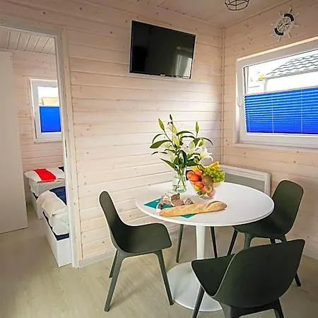 Lodge Z Klimatem *